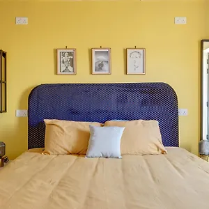 Creek Otel