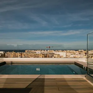 Pensiune The, Sliema